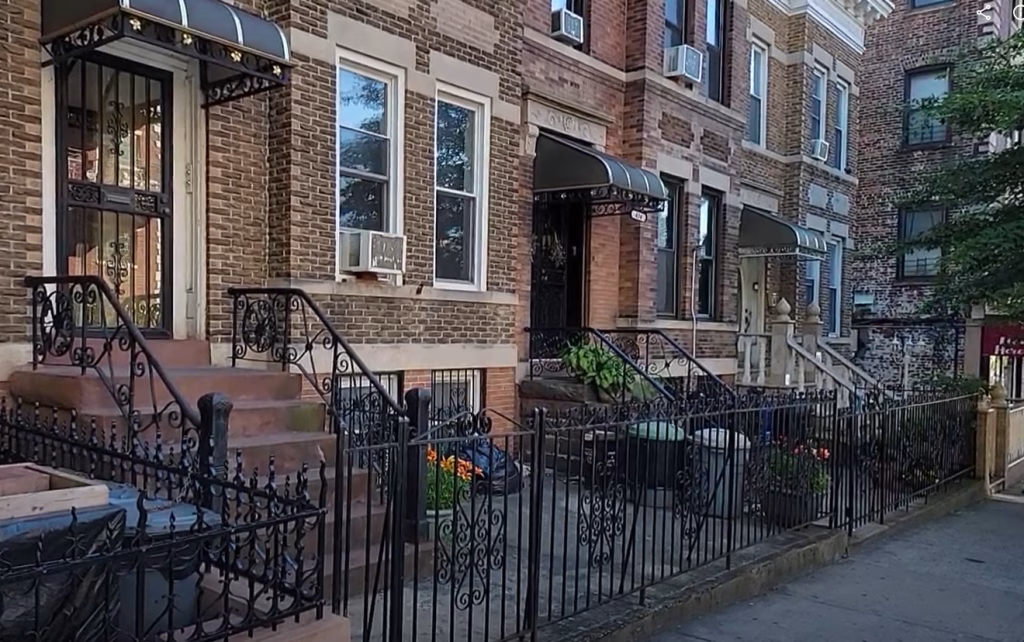 Sidewalk permit requirements